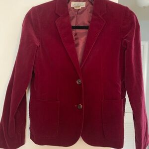 Beautiful vintage deep maroon velvet blazer in size 14